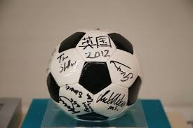 这绝对是林葳ncaa生涯之夜！全场14投8中砍下23分5助