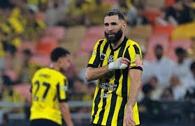 意甲欧战席位竞争分析 多队积分咬合紧密